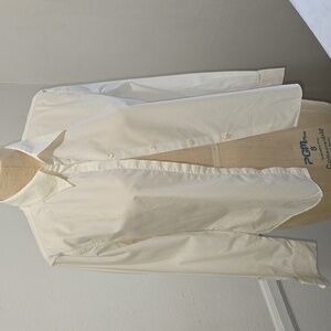 🌸Armani Womens Classic White Button-Up Shirt